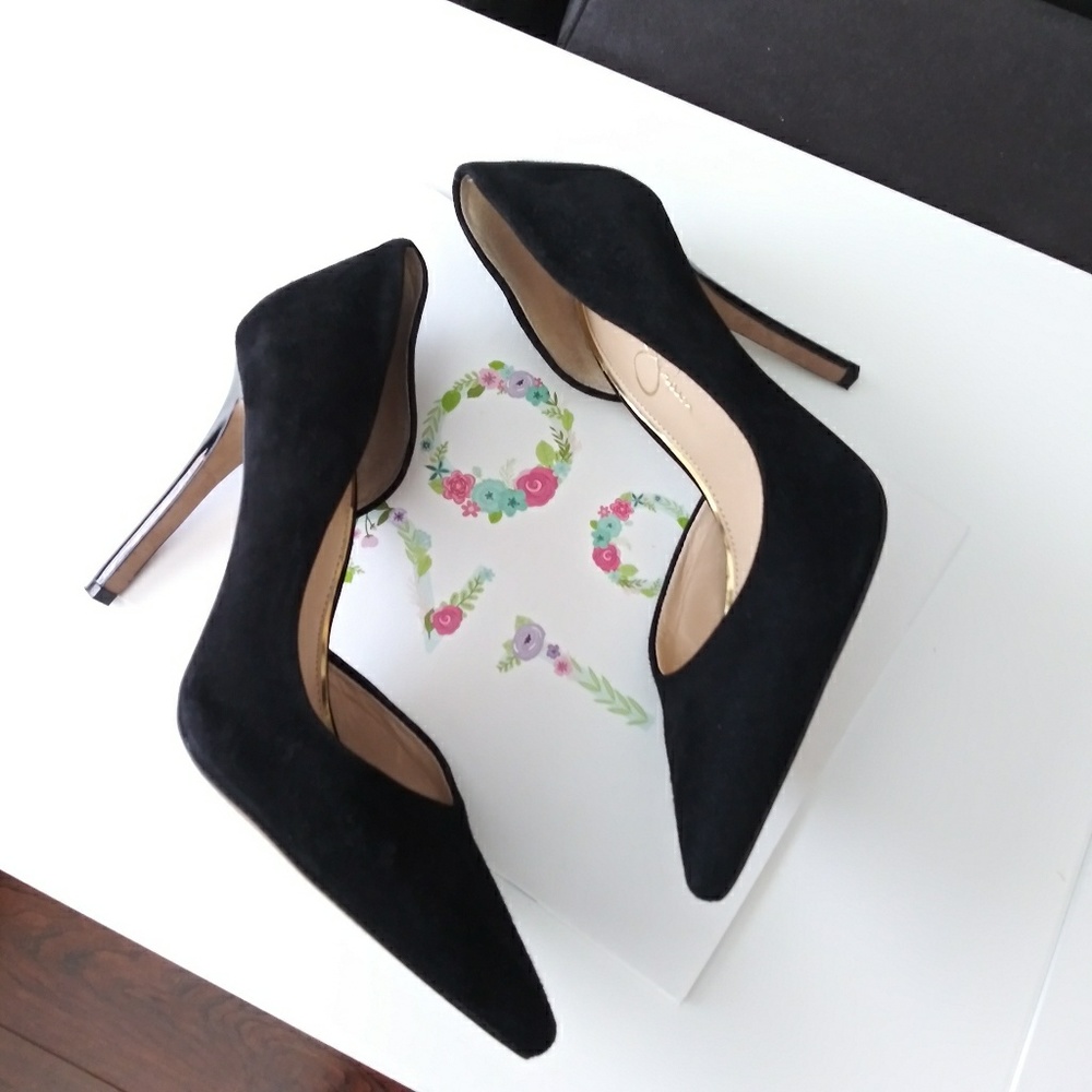 Jesicca Simpson Claudette suede Pumps.